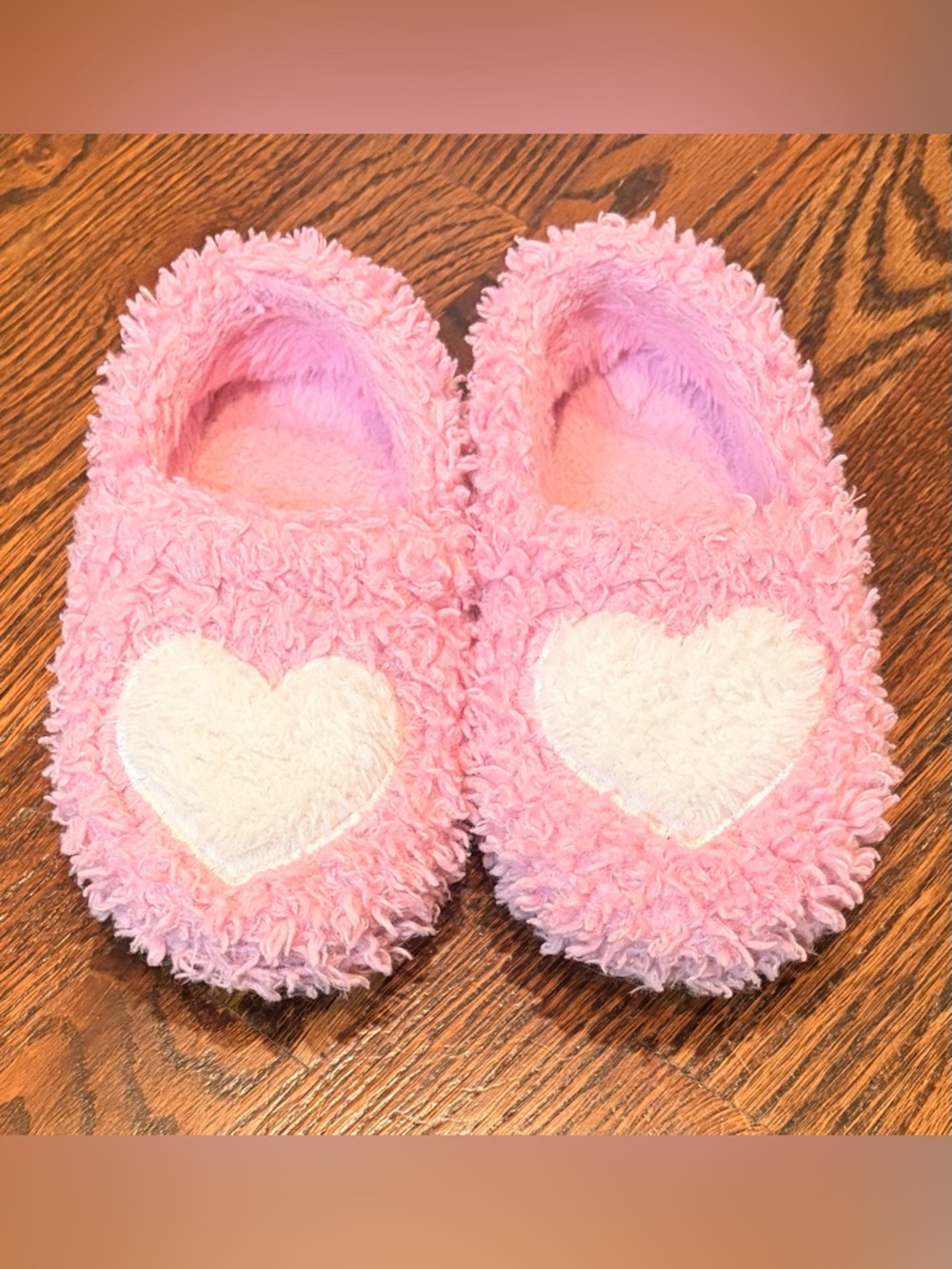 wonder nation Pink Fuzzy Slippers with White Heart